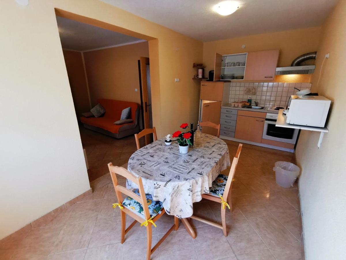 ויר Apartments Ivan מראה חיצוני תמונה