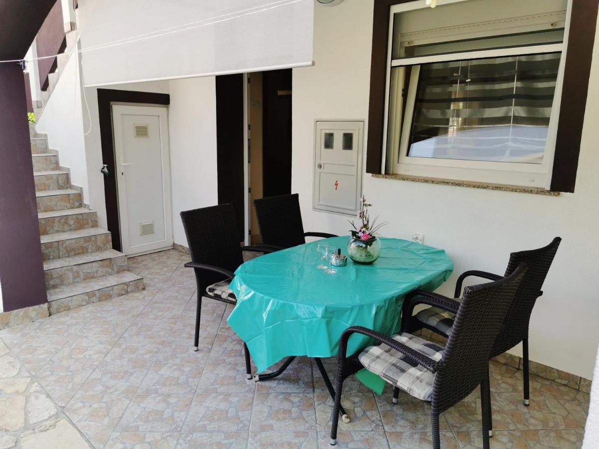 ויר Apartments Ivan מראה חיצוני תמונה